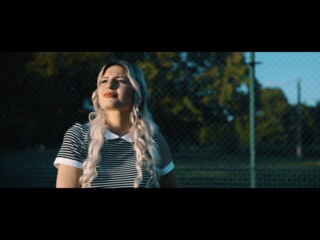 DTF - Elle a [Clip Officiel]