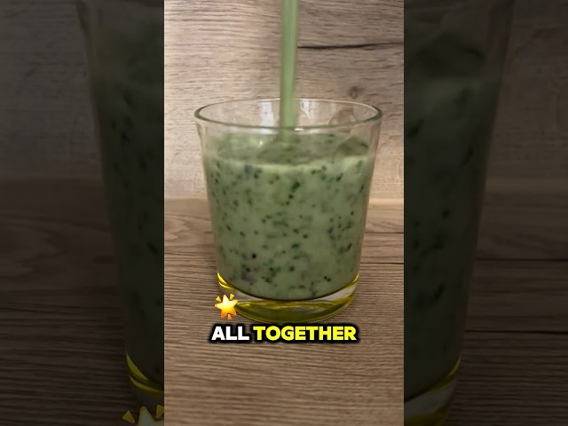 Energizing Spinach-Banana Smoothie: Packed with Vitamins, Antioxidants & Probiotics