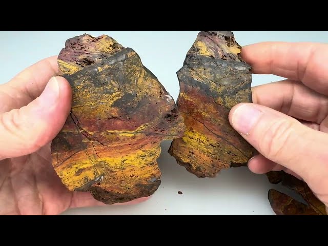 Slabbing a Colorful West Texas Agate
