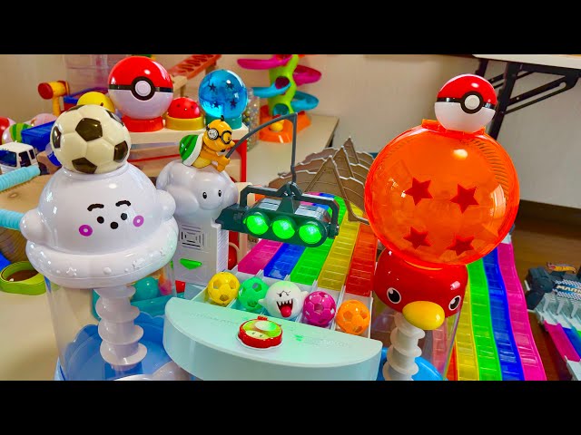 Go, soccer ball, and cross the rainbow! An exciting marble run race awaits! ⭐︎