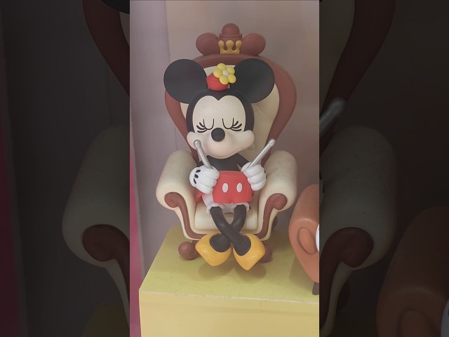 Mickey, Minnie & Friends 🐭💕