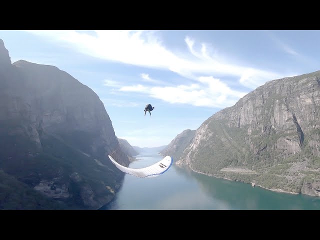 Acro Paragliding meets FPV 🔥