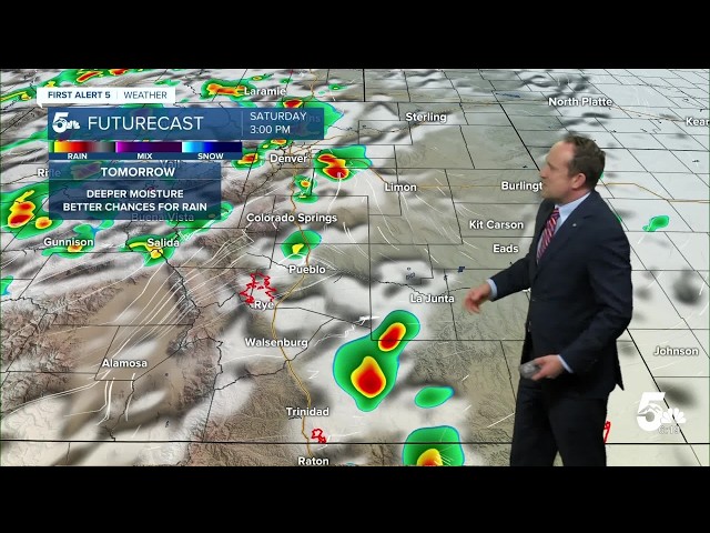 Heat builds on Friday for kickoff day at the Chile & Frijoles Festival