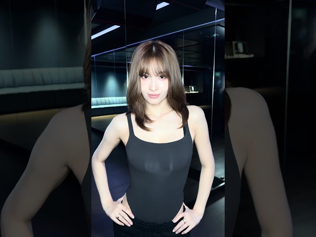 🫦💦 #TWICE #트와이스 #MOMO #모모 #JYPark #박진영 #WET @JYPark