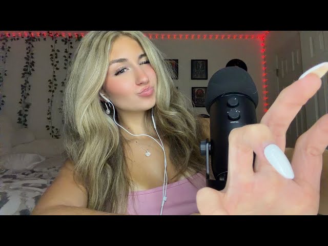 ASMR// CLICKY MOUTH SOUNDS & WHISPERS, MIC SCRATCHING (TINGLY)
