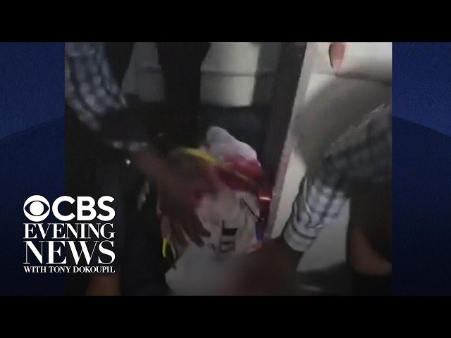 Passenger videos show aftermath of alleged pilot stabbing on flight to Israel: "We need help"