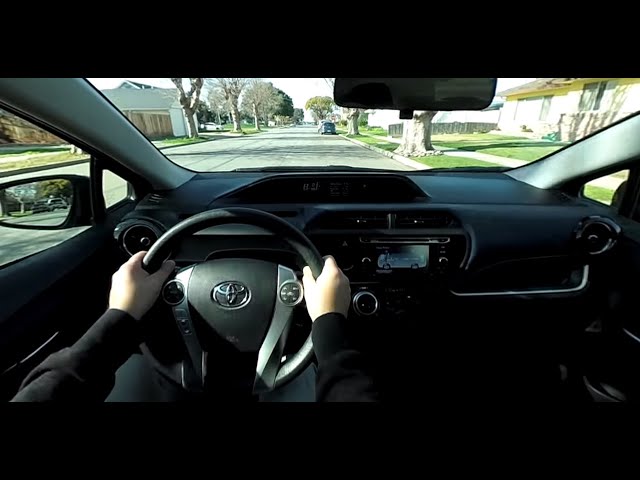 How to safely make a two-point turn - 360 video