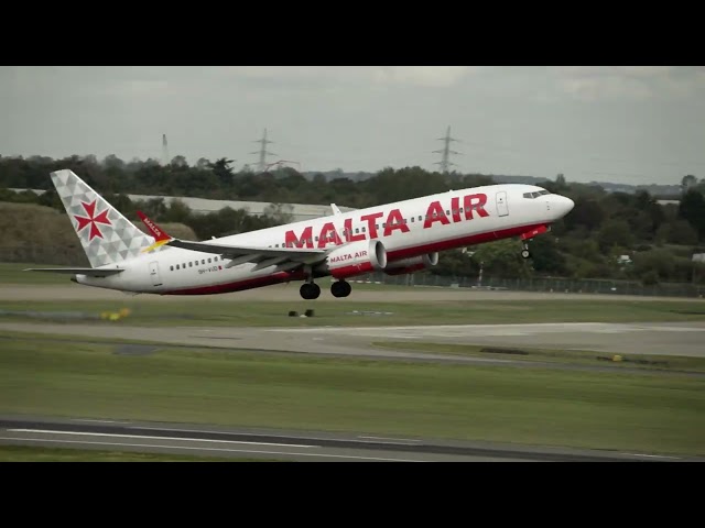 Malta Air Ryanair B737MAX8 Departs BHX
