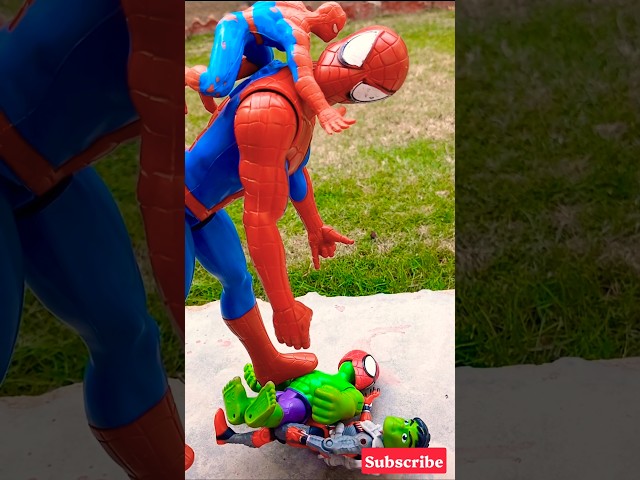 Spiderman Finds His Hero #spiderman #hulk #marvel #actionfigures #shortvideo