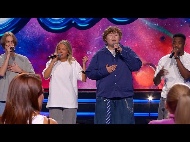 "Grey & Blue, Sleep at 2" sjunger "Love Yourself" av Justin Bieber - Idol Sverige (TV4)
