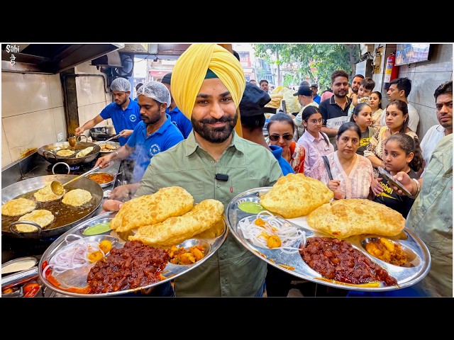 India's CLEANEST No 1 Ranked Paneer Chole Bhature 😍 Street Food India