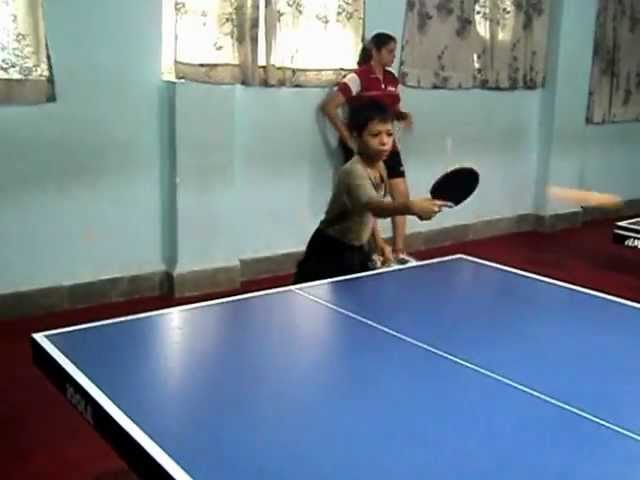 Kaushal Deshwandikar Playing table tennis 18/07/2012