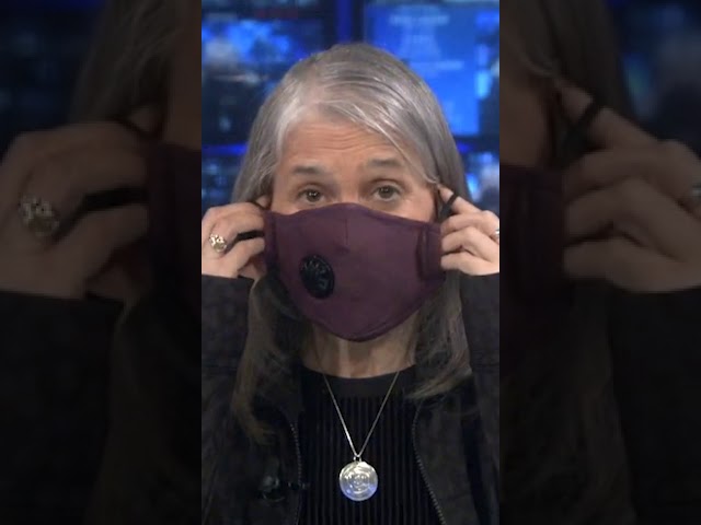 Amy Goodman: “Demuestren que se preocupan por los demás, usen tapabocas. Protejámonos entre todos”