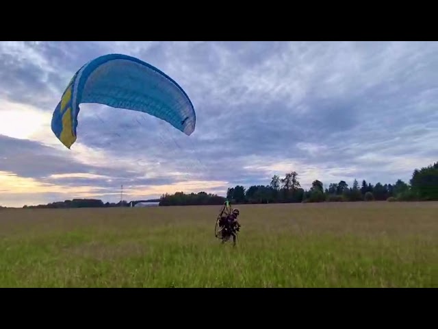 And it was supposed to be so beautiful! Paramotor fail takeoff