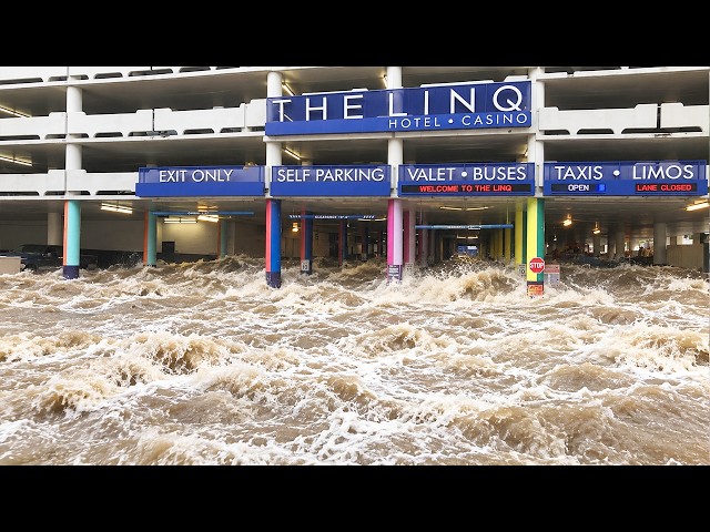 Las Vegas, USA in Flood Chaos! 🌊 Severe Flash Flooding Turns Streets Into Rivers, Shuts Down Roads