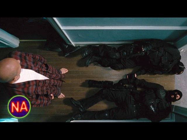 Bruce Willis Takes Out An Entire Hit Squad | Red