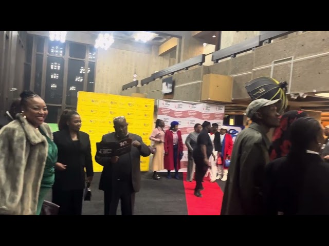 VLOG: A WEEKEND IN MY LIFE: Mzansi Jazz Awards Vlog + Birthday Celebrations! 🎷✨