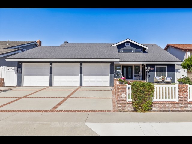 1828 Kinglet Ct  Costa Mesa
