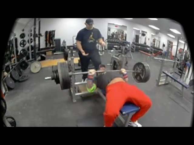 Jason Witt with 450lbs