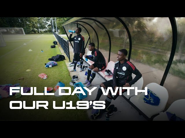 All Access: What Does A Day in the Ajax Academy Look Like? 🔮