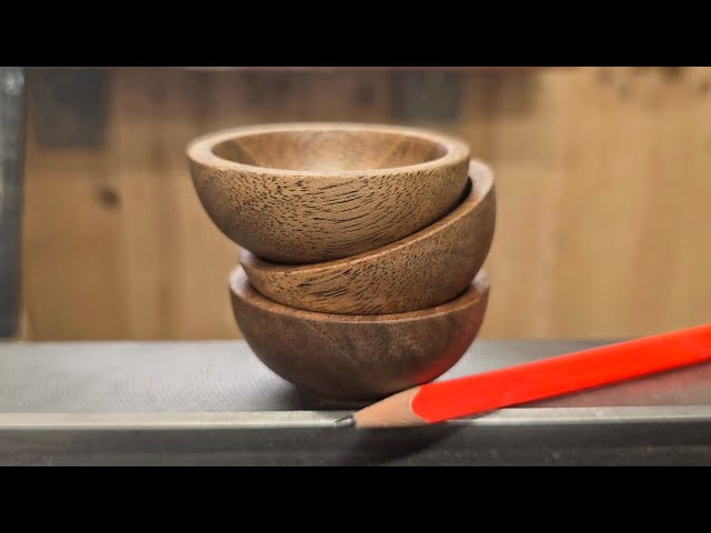 Turning Bowls Little Bit Differently 