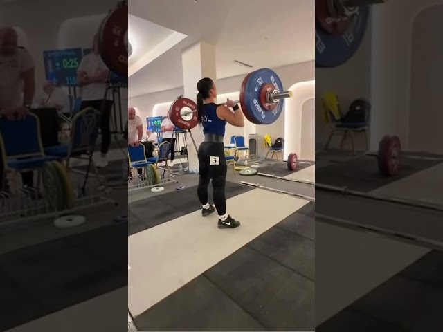 Her Lifting Form Was PERFECTION!🤯